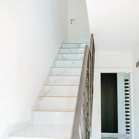 Velvet House Lohovo * Bihać