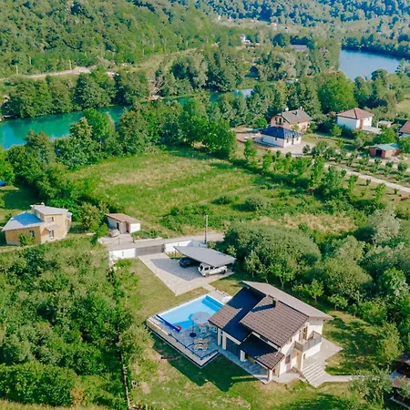 Velvet House Lohovo Вилла *