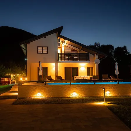 Velvet House Lohovo * Bihać